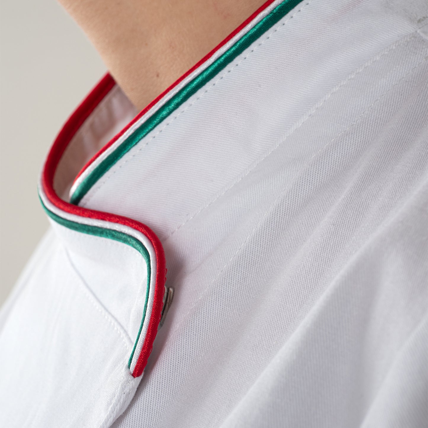 SUSI White Chef Coat - Essential Collection TEAM BUILDER