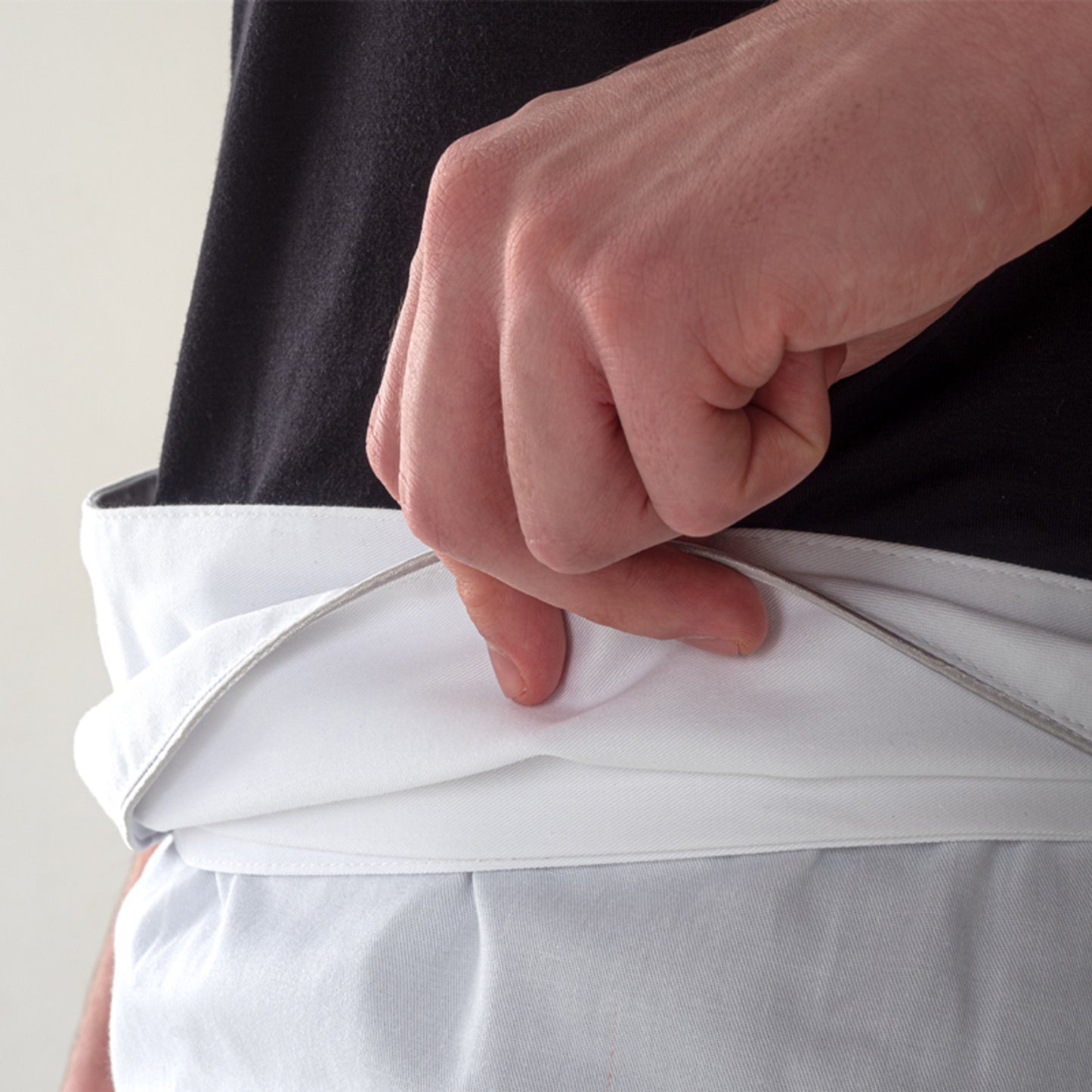 GIUNONE Apron - White